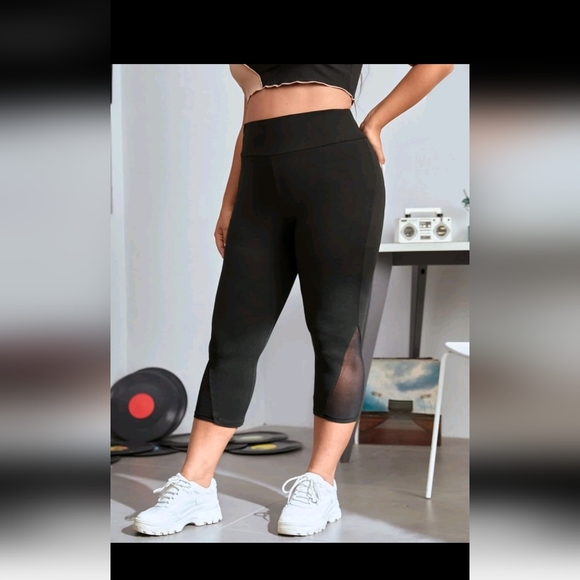 Pro Player Pants - Pro Player Black Crop Work out Leggings with mesh size 3xl